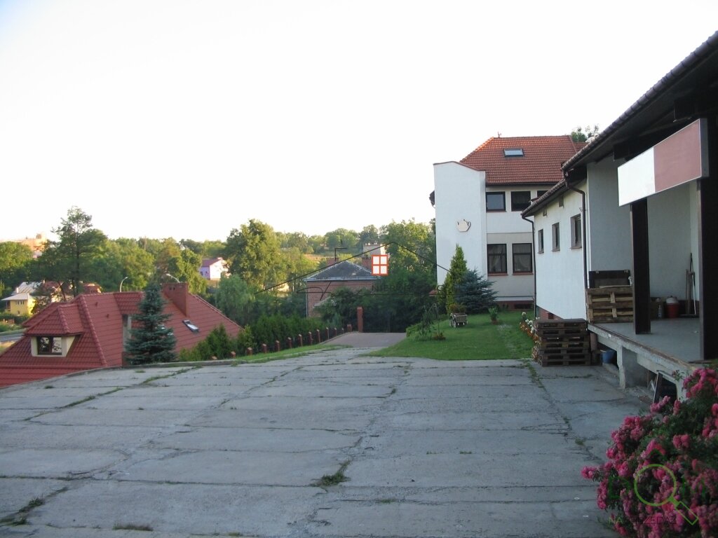 70409328.jpg
