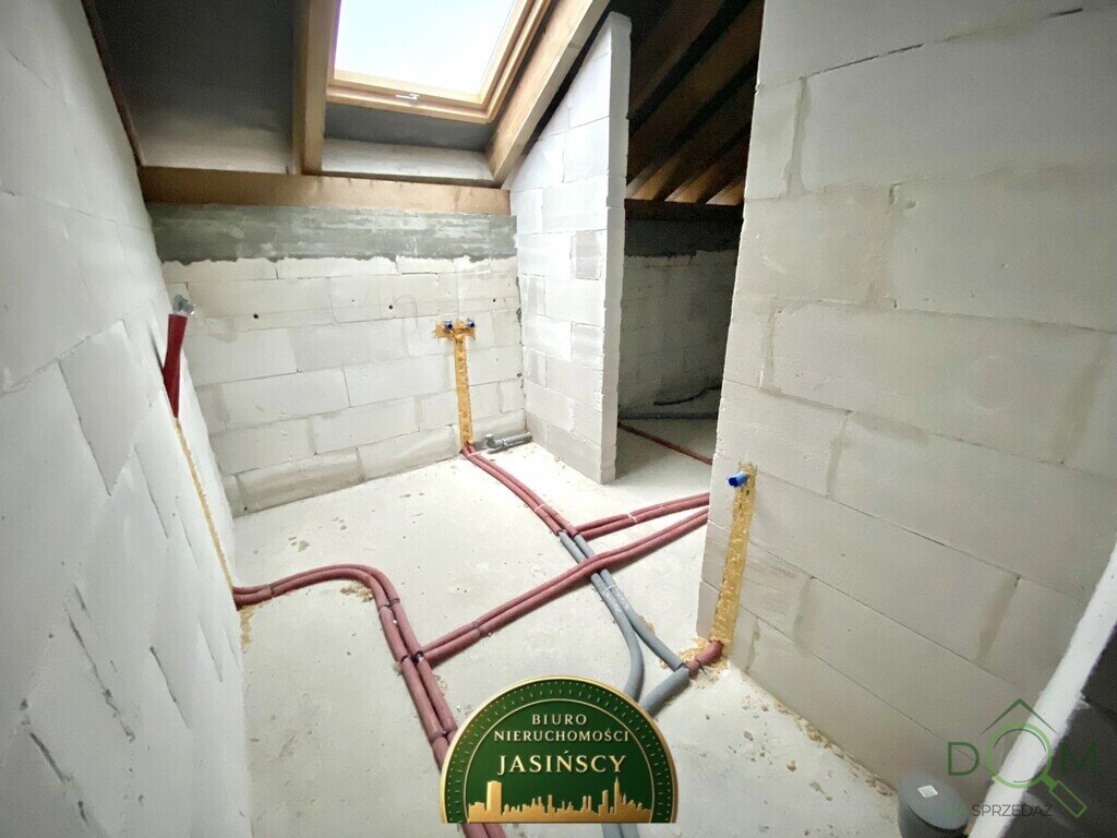 104282665.jpg