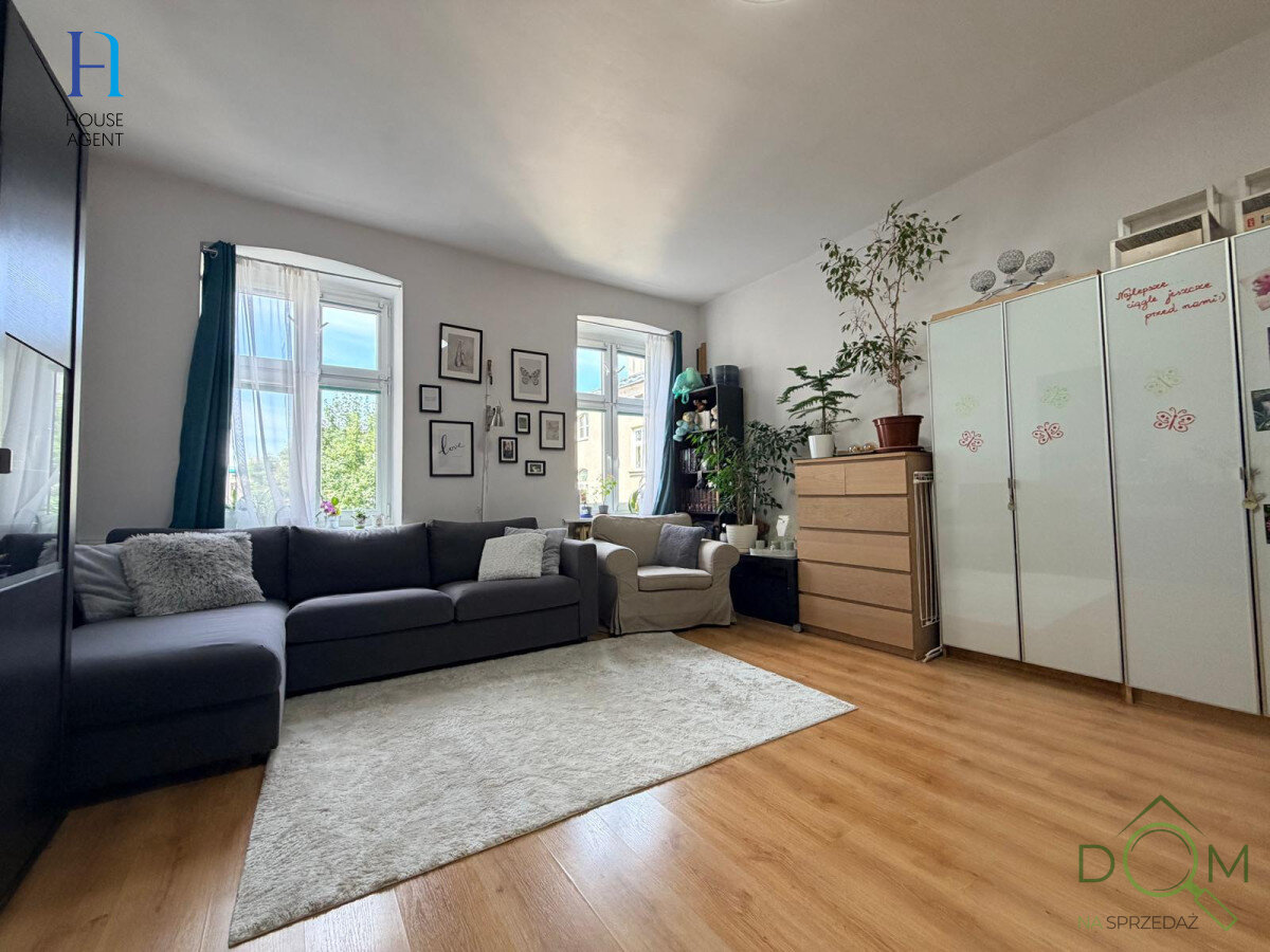 house_agent_ms_HA644367_2.jpg
