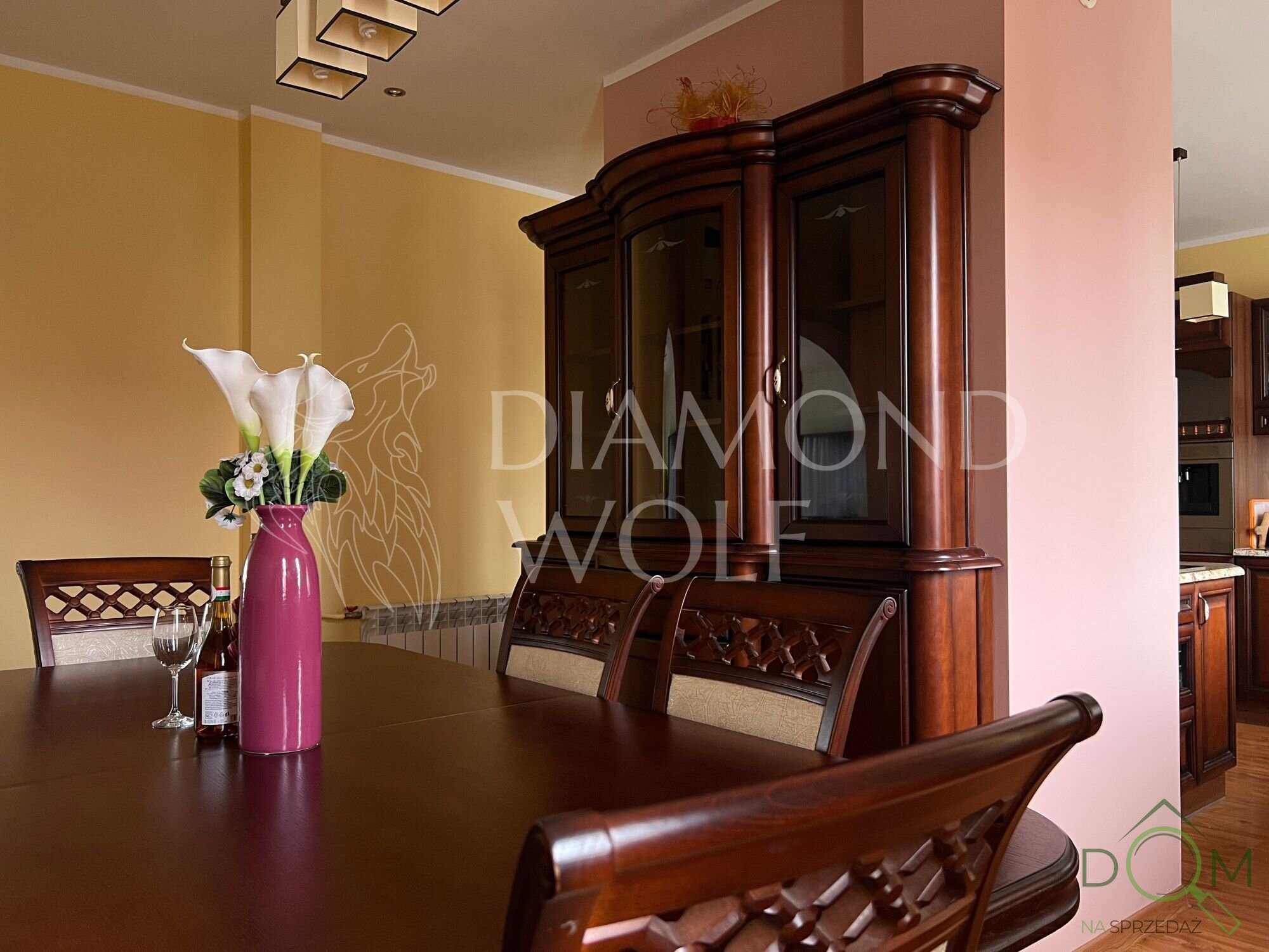 Diamond_Wolf_biuro_nieruchomości_na_sprzedaż (1).jpg
