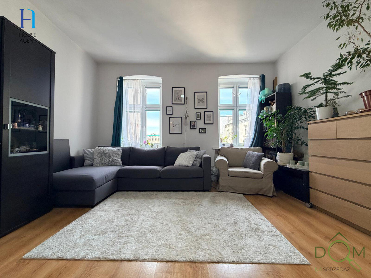 house_agent_ms_HA644367_1.jpg