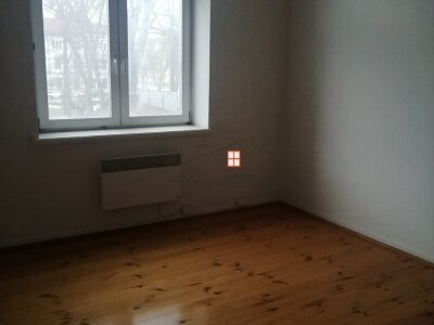 104406993.jpg